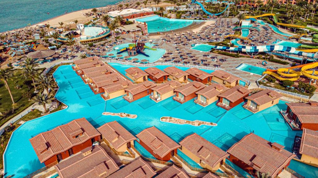 TITANIC AQUA PARK RESORT FUN CITY